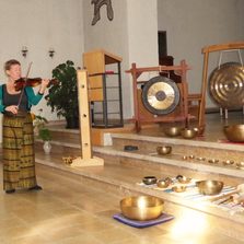 Kerstin spielt auf der Geige